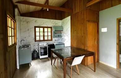 Imagem 3: LINDA CHÁCARA 1.100m2 COM CASA - TRANQUILIDADE, NATUREZA, ÁRVORES FRUTÍFERAS