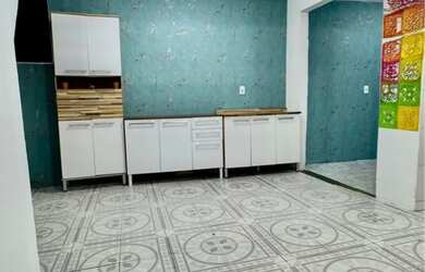 Imagem: A casa possui 1 Dormitório, 1 Banheiro, 30m² de Área e está