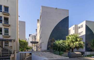 Imagem 2: 3 quartos com armários, ensolarado reformado, amplo espaço