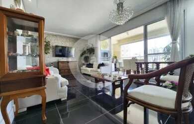 Imagem: O apartamento possui 4 Dormitórios, 3 Banheiros, 2 Vagas na