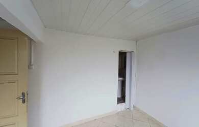 Imagem 9: PRAÇA 14 - CASA DE 2 PAVIMENTOS COM 3 QUARTOS, 3 VAGAS, ESCADA CARACOL, ACEITA PETS