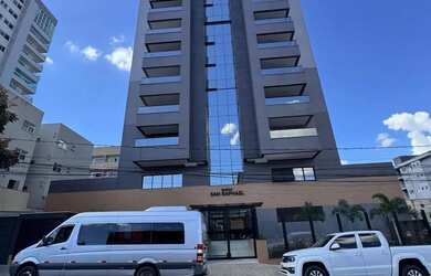 Imagem: O apartamento possui 3 Dormitórios, 2 Banheiros, 2 Vagas na