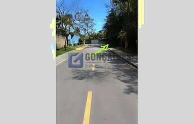 Imagem: O terreno possui 550m² de Área e está localizado em Centro