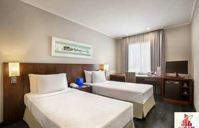 Imagem: O studio possui 1 Dormitório, 1 Banheiro, 1 Vaga na garagem