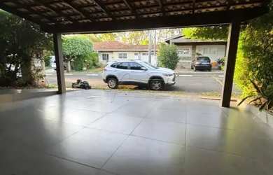 Imagem: A casa em condomínio possui 3 Dormitórios, 3 Banheiros, 2