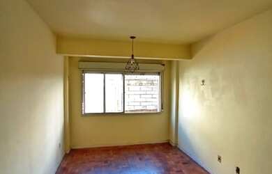 Imagem: O apartamento possui 1 Dormitório, 1 Banheiro, 52m² de Área