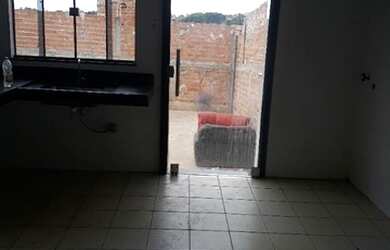 Imagem 8: Vendo casa urgente. Piscina, Churrasqueira, 4 Vagas na garageme2 Dormitórios