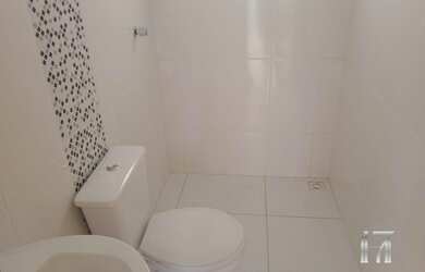 Imagem 9: Casa para Venda em Fazenda Rio Grande, Estados, 2 dormitórios, 1 banheiro, 1 vaga