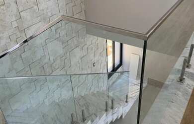 Imagem: A casa em condomínio possui 3 Dormitórios, 4 Banheiros, 4