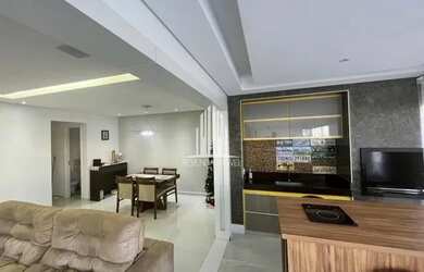 Imagem: O apartamento possui 4 Dormitórios, 4 Banheiros, 155m² de