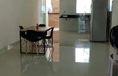 Imagem: A casa em condomínio possui 3 Dormitórios e está localizado