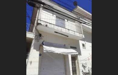 Imagem: A casa possui 3 Dormitórios, 1 Banheiro, 80m² de Área e