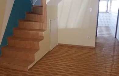 Imagem: A casa possui 3 Dormitórios, 3 Banheiros, 1 Vaga na garagem