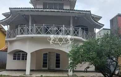 Imagem: A casa possui 5 Dormitórios, 5 Banheiros, 5 Vagas na garagem