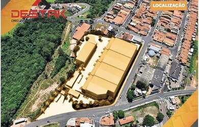 Imagem: O depósito possui 5 Vagas na garagem, 1.251m² de Área e