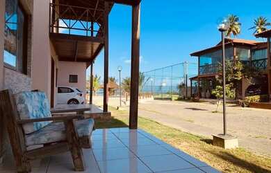 Imagem: A casa em condomínio possui 3 Dormitórios, 3 Banheiros, 3