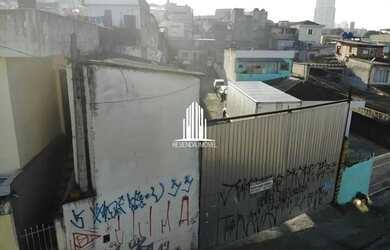 Imagem: O terreno possui 600m² de Área e está localizado em Lauzane