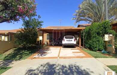 Imagem: A casa em condomínio possui 3 Dormitórios, 1 Banheiro, 4 Vagas