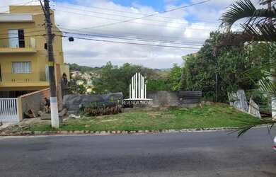 Imagem: O terreno possui 378m² de Área e está localizado em Parque