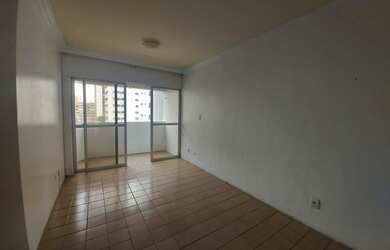 Imagem: O apartamento possui 3 Dormitórios, 2 Banheiros, 1 Vaga na