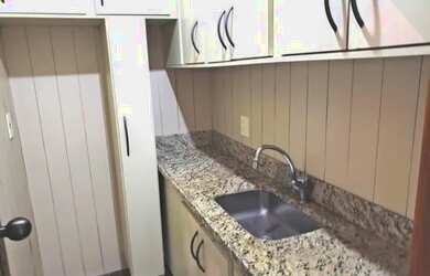 Imagem: A casa possui 1 Dormitório, 1 Banheiro, 70m² de Área e está