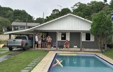 Imagem 1: Troco casa em tijucas do sul por casa em Araucária