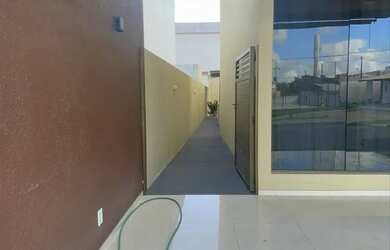 Imagem 2: CASA RECÉM CONSTRUÍDA NO CONCOMÍNIO JARDIM AMÉRICA