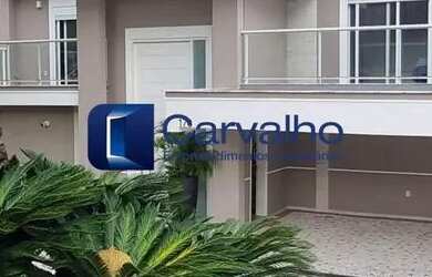 Imagem: A casa em condomínio possui 4 Dormitórios, 5 Banheiros, 5