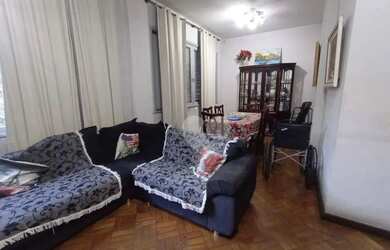 Imagem: O apartamento à venda possui 3 Dormitórios, 2 Banheiros e