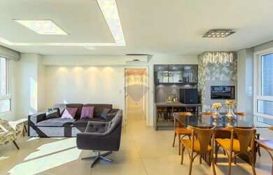 Imagem 3: Apartamento Amplo de 115m² com 3 Dormitórios no Centro de Santa Maria...