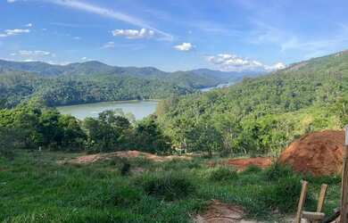 Imagem 6: Terreno Exclusivo Frente à Água Alto Potencial