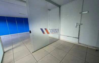 Imagem 2: Andar comercial sofisticado, disponível para locação em bairro próximo...