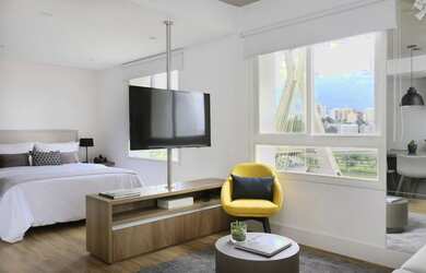 Imagem: O apartamento possui 1 Dormitório, 2 Banheiros, 1 Vaga na garagem