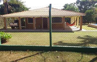 Imagem: A chácara possui 1500-0m² de Área e está localizado em Santa