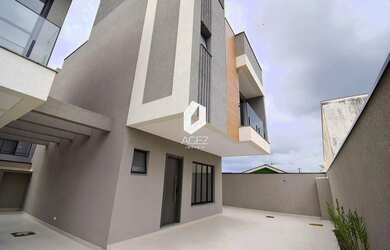 Imagem: A casa em condomínio possui 3 Dormitórios, 4 Banheiros, 2