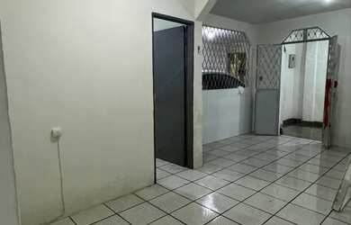 Imagem 5: Aluga se casa térrea ao lado do Riomar no Pina