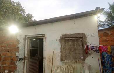 Imagem 3: Casa com dois quartos sala cozinha banheiro toda no piso