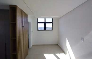 Imagem 8: Cobertura duplex semimobiliada com 4 quartos para locação em São José...