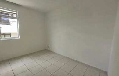 Imagem 11: Bairro Centro em Jaraguá do Sul. 01 suíte. 02 dormitórios. Ampla sala...