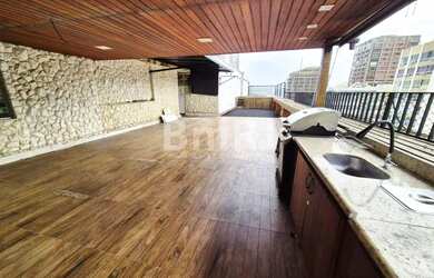 Imagem 10: Leblon: Cobertura Gigante com piscina , Vista mar e Preço Imbatível!