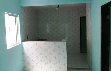 Imagem: A casa possui 2 Dormitórios, 1 Banheiro e está localizado