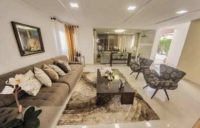 Imagem: A casa em condomínio possui 4 Dormitórios, 5 Banheiros, 5