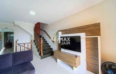 Imagem: A casa possui 3 Dormitórios, 2 Banheiros, 2 Vagas na garagem