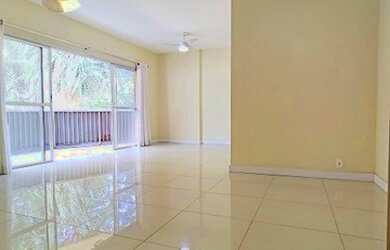 Imagem: O apartamento possui 3 Dormitórios, 3 Banheiros, 2 Vagas na