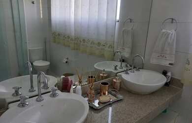 Imagem 12: Casa de condomínio para venda com 300 metros quadrados com 3 quartos