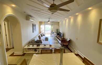 Imagem 1: Maravilhoso apartamento, 3 suítes, 2 vagas, perto da Praia no Guarujá