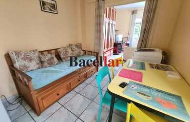 Imagem: A kitnet possui 1 Banheiro, 35m² de Área e está localizado