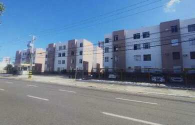 Imagem: O apartamento possui 3 Dormitórios, 1 Banheiro, 1 Vaga na garagem