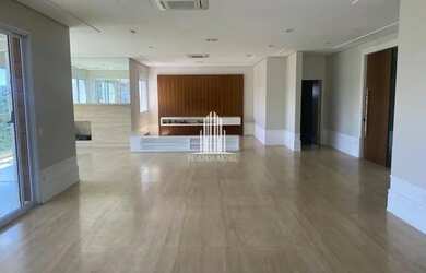 Imagem: O apartamento possui 5 Dormitórios, 5 Banheiros, 5 Vagas na