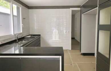 Imagem 8: Casa Tamboré 10 com 4 suítes, 7 banheiros, 4 vagas com 525m² em Santana...